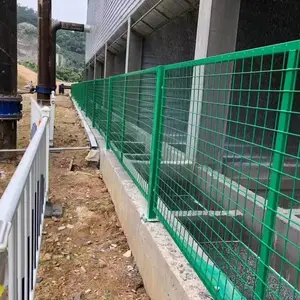 厂区保税区围墙钢丝网围栏 菱形孔防护网 隔离护栏网