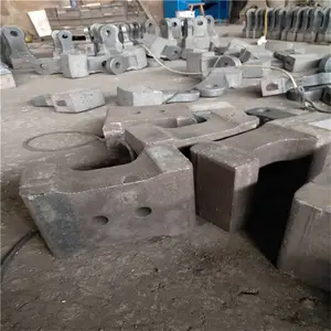 800型鹅卵石复合破碎机浇筑耐磨高铬铸铁合金板凳锤井型十字板锤