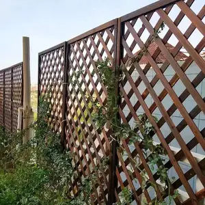 防腐木草坪护栏