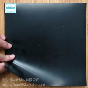 美标1.5mm沼气池土工膜厂家供应养殖场氧化塘hdpe防渗膜价格合理