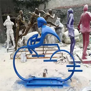 �����ֳ����ﳵ�˵��� ���ֳ����г������˶��˵��ܰڼ� �������