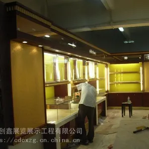 从事成都珠宝柜珠宝玉器展柜展架成都首饰展柜货柜定做业务的厂家