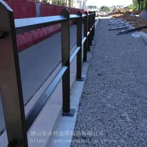 深圳马路交通护栏 机非道路隔离栅 B款德式围栏厂家