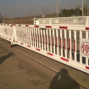 铁路道口拦木机,铁路道口信号灯,警示灯,铁路道口有轨拦木机,平移栏木机