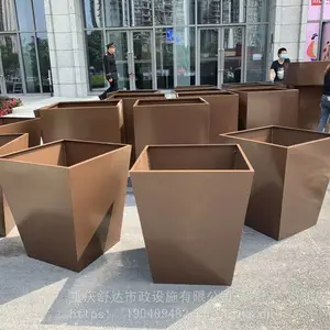 定制户外新款铁艺花箱大型广场售楼部商业街种植花槽户外不锈钢花箱铁艺花槽酒店庭院发光灯箱长方形隔断花盆
