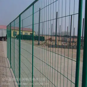 光伏电厂防护网围栏 公路沿线护栏网 草原养护围网