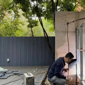 ��ľ��դΧ�����ǰ廧��Ժ��Χǽ����ľɫǳ��ɫ