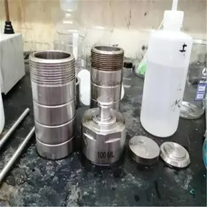 �ķ���ϩ�ڳ�ʵ���Ҹ��¸�ѹ���������޾����ܵ�ˮ�Ⱥϳɷ�Ӧ��
