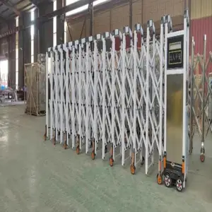 ������ѧУ�Զ���С��ң��ƽ����������ֱ�˵��������Ͻ���