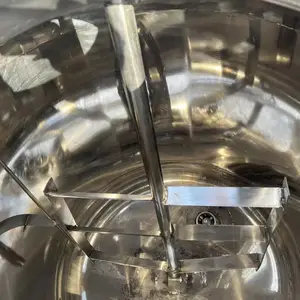 处理一批不锈钢搅拌罐成色99新质量优***低价甩卖