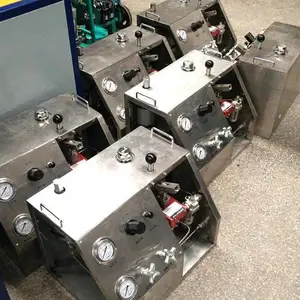 ʯ�ͷ��ž��ڹ��������Բ���̨ ˮѹ����̨ ��ѹ�ܷ��ѹ�豸