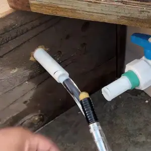 ̫ԭ�к����ظ�����ͨ��ˮ��ά�޵�·�տ���բ��װˮ��ů������