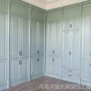 实木整体衣柜