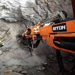 ��ͨ��е��������̨����������������������ڸ��ٹ���