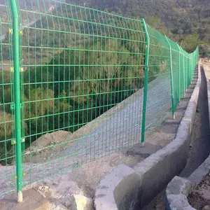 铁路护栏网 高速公路护栏网安装 基坑护栏景区护栏网现货批发