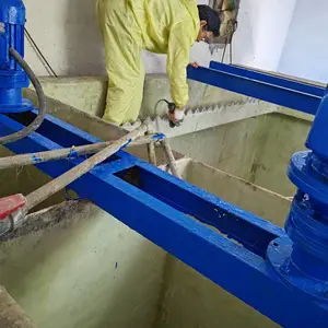 专注玻璃钢防腐一布三油采用高性能涂料与专业工艺。