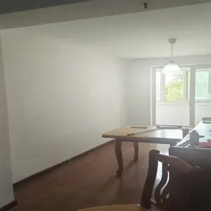 �Ӹ�ׯ����ǽ���ˢ ��ǽƤ������ ľ�������ɫ