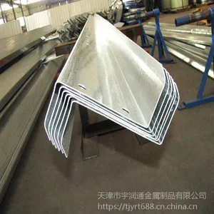 供应300*100*25*3.0搭接Z型钢