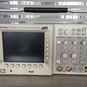 回收泰克TDS3012C 数字存储示波器2 条或4 条通道