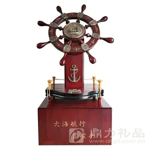 现货供应大型落地工艺品摆件大海航行靠舵手