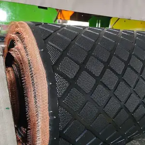 养殖场畜牧垫仔猪保育床垫 防水防潮龟背纹夹布保温垫 保温橡胶垫