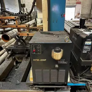 ������������ߵ������и������Բ���и����λ����