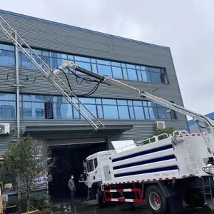 东风光伏清洗车 四驱 冬季气动排水 终生维护 出口可上牌