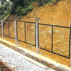 铁路防护栏 铁路护栏网 高铁防护框架护栏