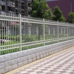 鞍山小区锌钢围墙护栏 工厂隔离围墙栅栏 别墅锌钢围栏 铁艺锌钢护栏