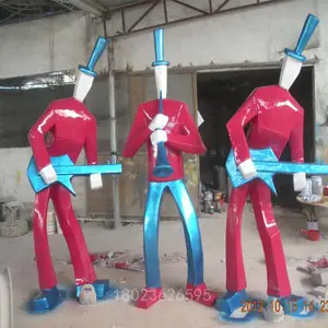 �����ֳ���������������ֶ���������ѧУ�㳡��ͷ��ҵ���°ڼ�