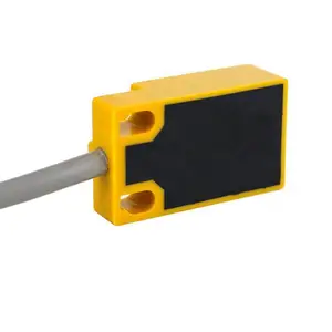 GX-F12BI-P-C5���ʽ�ӽ�����������220V