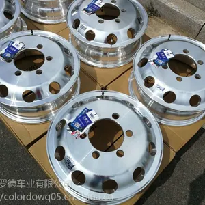 上海依维柯铝合金房车改装胎铃1139