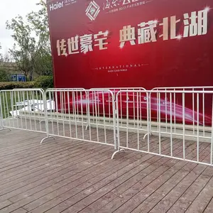 铁马护栏一米栏一米线隔离栏隔离带防暴铁马警戒带礼宾杆警戒杆租赁