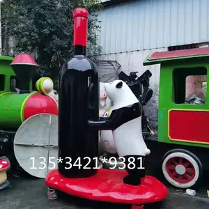 玻璃钢大型熊猫红酒架装饰品酒瓶雕塑 葡萄酒庄活动布置摆件