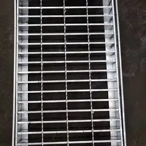 实体工厂生产热镀锌钢格板 平台格栅板 排水沟盖板 不锈钢钢格板 插接各种异形网格板都可订做