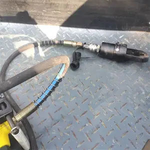切割效***螺帽破切器 手动分体式螺帽破切器 LP-42型螺帽破切器