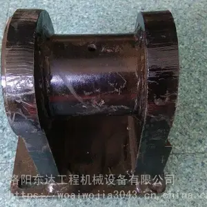 洛阳、路通、3吨压路机、链条涨紧轮、轴大架、LTC3B、一拖、小型压路机