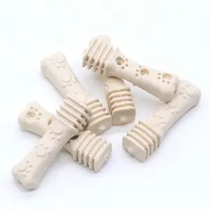 宠物零食工厂直供洁齿骨磨牙棒烘干肉片类产品，可代工