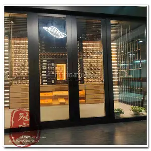 ���ݼ���304����־ƹ���������Һ�ƹ�Ƶ�չʾ��׾Ƽ�˫����