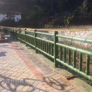 乡村改造仿竹木栏杆 河道仿木纹栏 杆 混凝土水泥栏杆