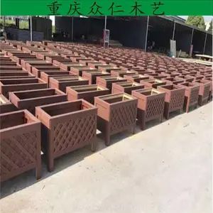 万盛户外防腐木隔断花箱 防腐木路政花箱 广场展示花车 木制树池生产 众仁木艺