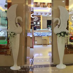 ���첣���ֻ��� �������ܵĻ�ƿ�ڼ�СƷ �̳��ſڰڼ�����