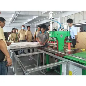����������¡������uv�����Ĥ�̱߻����Զ���Ĥ�컨�۱�ѹ�ߺ��ӻ�