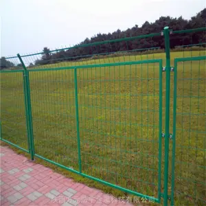 公路防护网 框架护栏网 铁路防护网 公路护栏网 厂区围栏网