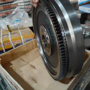 Ϋ���ϲ�������Ұ����˹�����ʮ�峤����ɣ���������ֳ�Ȧ�ܳ�