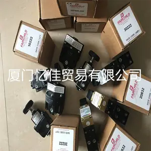 Fairchild ��ͯ��ѹ�� 10242CH