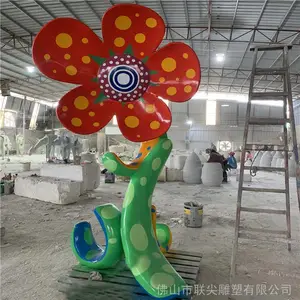 罗定玻璃钢仿真花朵雕塑摆件 联尖雕塑厂家批量定制安装