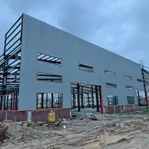 钢结构养殖场搭建,通风防潮施工快,猪舍鸡舍均可定制施工