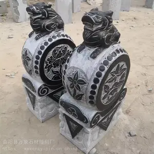 青石抱鼓石,传统门口抱鼓石一对,仿古石鼓