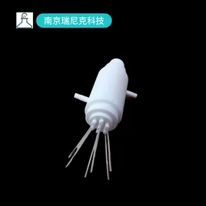 四氟注射器有刻度耐酸碱耐高温吸取液体气体可定制耐腐蚀